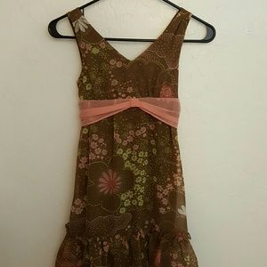 Hype girl full lining dress sleeve floral size 8